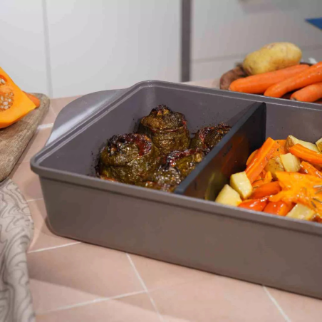 L’Incroyable Plat à Four Ajustable Cookut – Taupe Moka | Séparateur breveté & sans PFAS