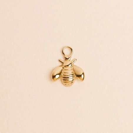 Bijoux dorés Waekura – Boucles, bagues, bracelets & charms intemporels