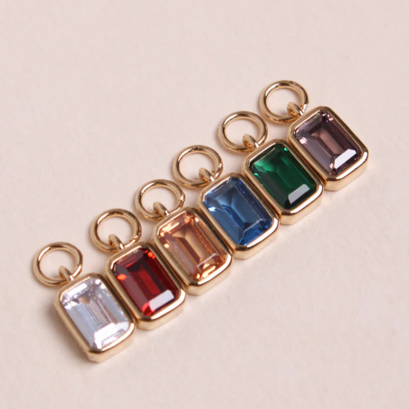 Bijoux dorés Waekura – Boucles, bagues, bracelets & charms intemporels