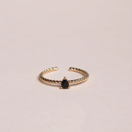 Bijoux dorés Waekura – Boucles, bagues, bracelets & charms intemporels