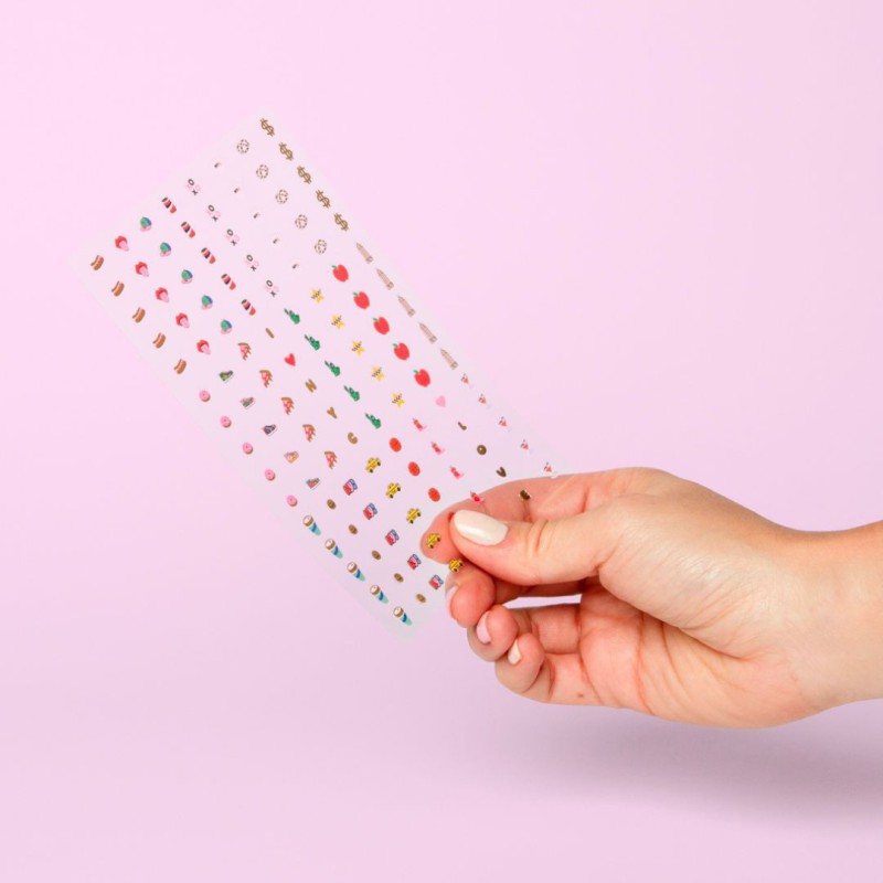 *Omy - Nail Art - NYC