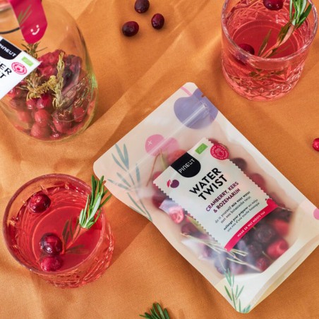Pineut - Watertwist Carafe - Cranberry Cherry Rosemary BIO