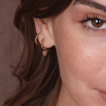 Bijoux dorés Waekura – Boucles, bagues, bracelets & charms intemporels