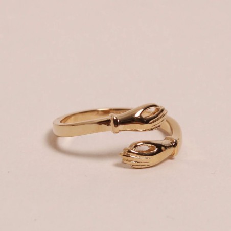 Bijoux dorés Waekura – Boucles, bagues, bracelets & charms intemporels