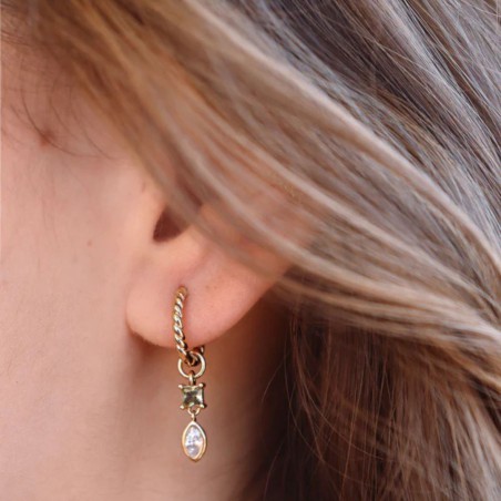 Bijoux dorés Waekura – Boucles, bagues, bracelets & charms intemporels