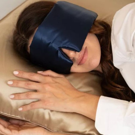 Masque de sommeil en soie – Confort & élégance