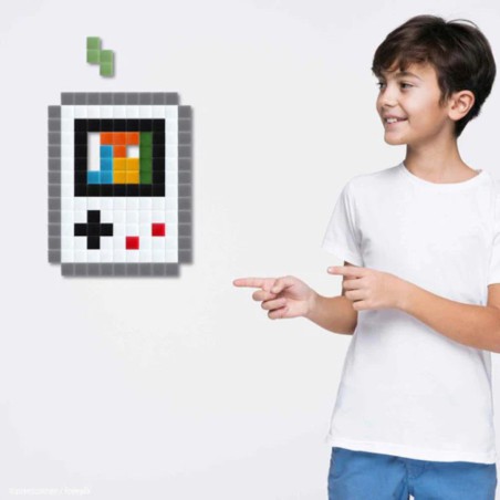 Pixel Art Kit « Little Alien(s) » – Déco DIY Geek et Rétro