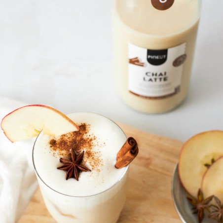 Carafe Chai Latte Pineut – Boisson d’Hiver Épicée & Réconfortante