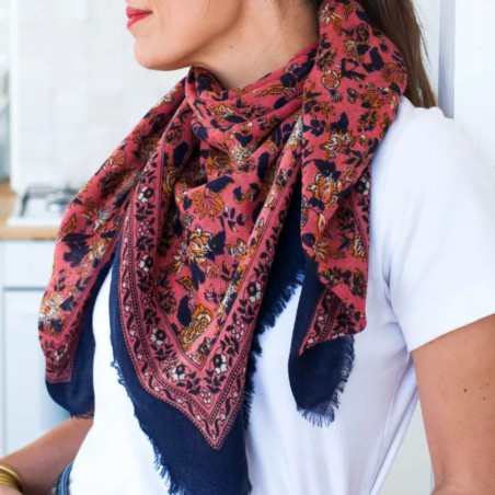 Foulard en laine Ouna – Bindi Atelier | Grand carré artisanal 100 % laine