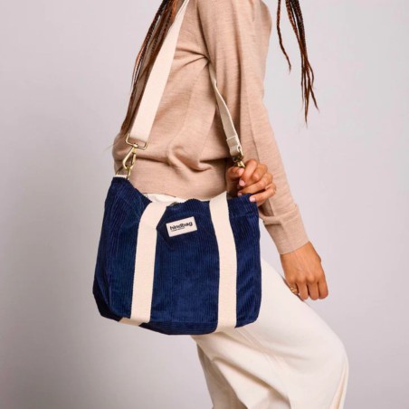 Sac à main Louise en velours marine – Hindbag, velours bio & design élégant