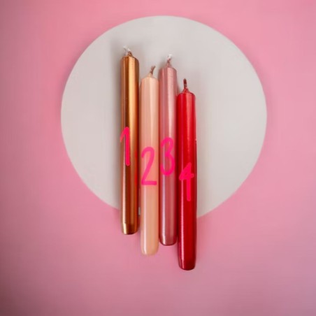 Graphic Lights X-Mas Countdown – Set 4 bougies numérotées Noël design – Pink Stories