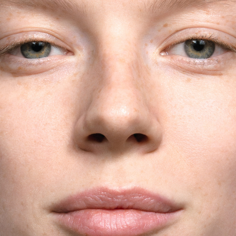 H2O Hyaluron Tinted Serum MÁDARA – Soin & teint unifié vegan