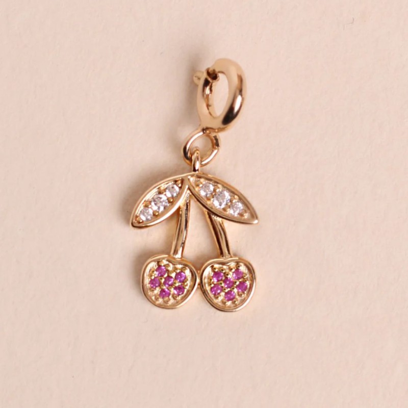 Bijoux dorés Waekura – Boucles, bagues, bracelets & charms intemporels