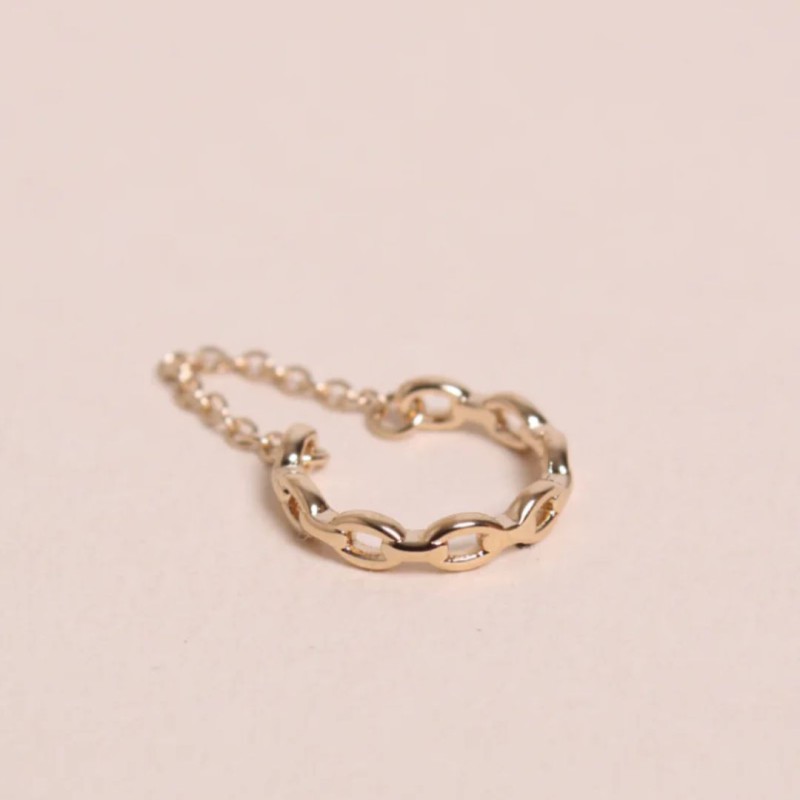 Bijoux dorés Waekura – Boucles, bagues, bracelets & charms intemporels