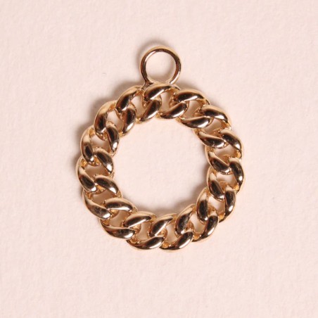 Bijoux dorés Waekura – Boucles, bagues, bracelets & charms intemporels