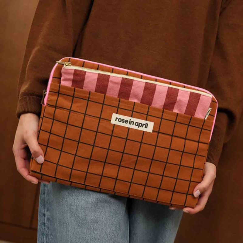 Housse ordinateur Graou Vert Olive 13-14'' – Rose in April