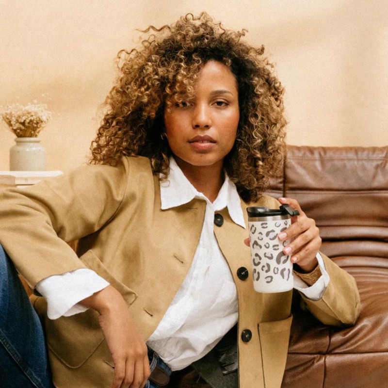 Travel Mug Isotherme Wild Sable 350 ml – Qwetch | Mug nomade stylé & pratique