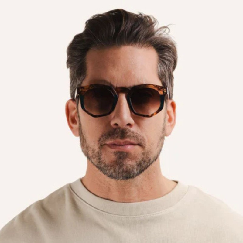 Charly Therapy - Lunettes solaires à monture hexagonale recyclée - Audrey Stone