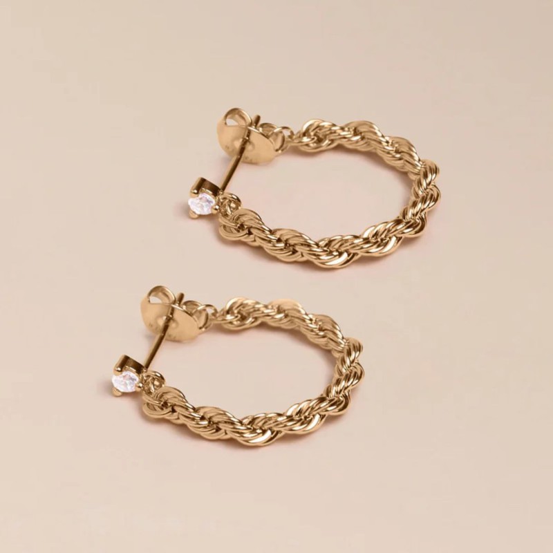 Bijoux dorés Waekura – Boucles, bagues, bracelets & charms intemporels