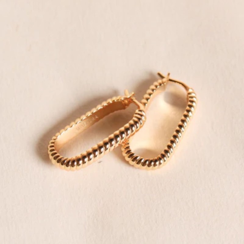 Bijoux dorés Waekura – Boucles, bagues, bracelets & charms intemporels