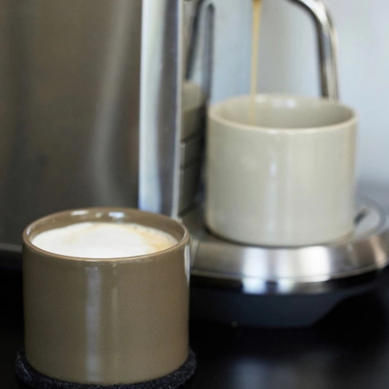 Mug/pot OOhh en céramique brillante taupe – Lübech Living | Lucie in the R