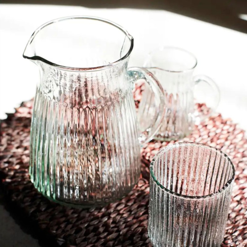 Carafe verre strié Madam Stoltz design table | Lucie in the R