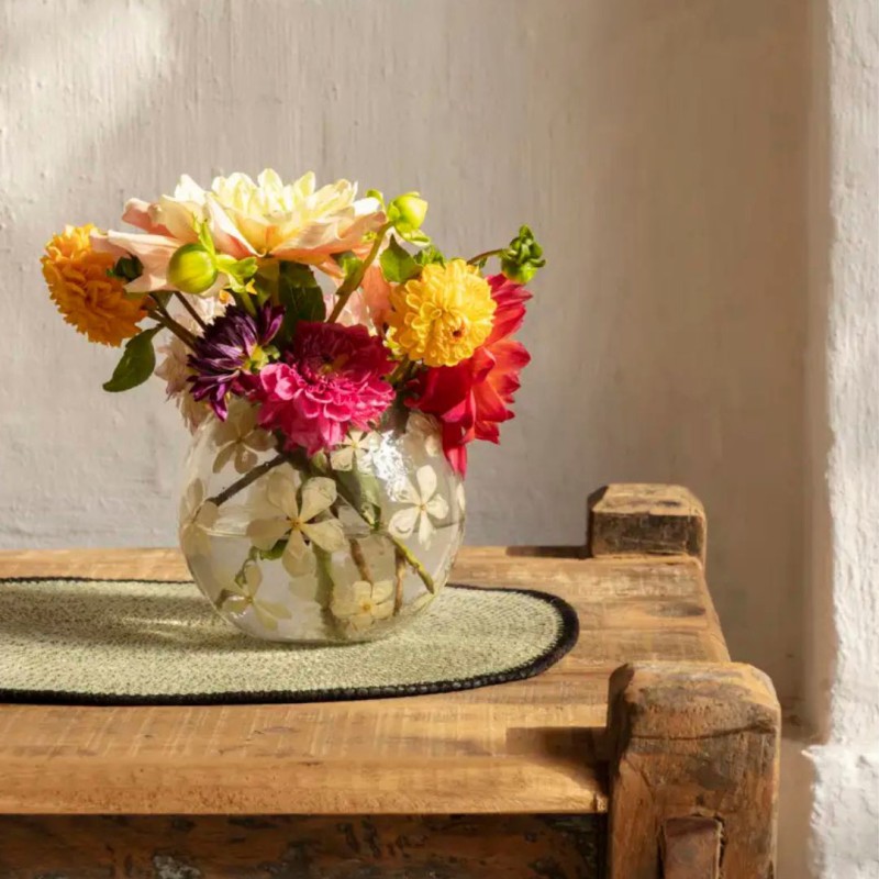Carafe verre avec hanse ne bambou Madam Stoltz design table | Lucie in the R