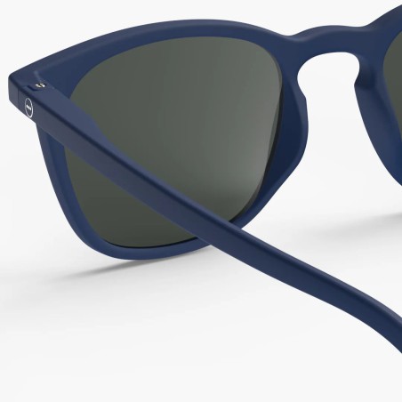 Lunettes de soleil IZIPIZI #E Navy Blue | Protection UV | Lucie in the R