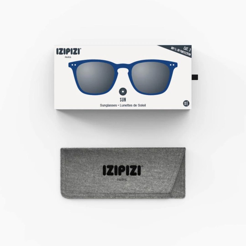 Lunettes de soleil IZIPIZI #E Navy Blue | Protection UV | Lucie in the R