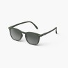 Lunettes de soleil IZIPIZI #E kaki green | Protection UV | Lucie in the R