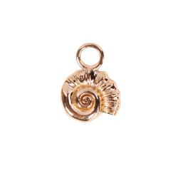Bijoux dorés Waekura – Boucles, bagues, bracelets & charms intemporels