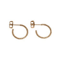 Bijoux dorés Waekura – Boucles, bagues, bracelets & charms intemporels