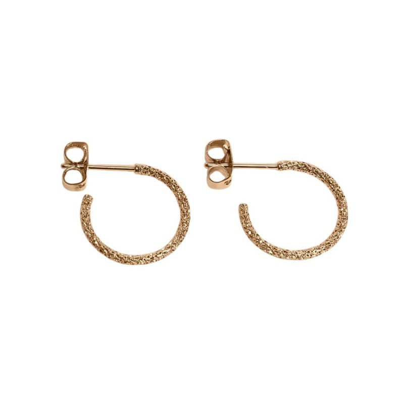 Bijoux dorés Waekura – Boucles, bagues, bracelets & charms intemporels