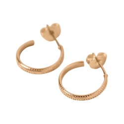 Bijoux dorés Waekura – Boucles, bagues, bracelets & charms intemporels