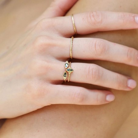 Bijoux dorés Waekura – Boucles, bagues, bracelets & charms intemporels